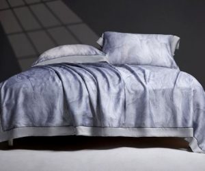 Light Grey & Purple Lyocell Luxury Print 4-Piece Bedding Set – Cool Spring & Summer Bed Linen (Single / Double / King)