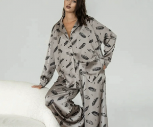 Feather Print Long-Sleeved Pants Two-Piece Set – Stylish & Comfortable Loungewear
